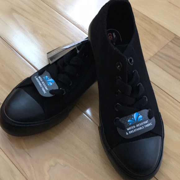 Shoes - Canvas kicks style sts.  NWT